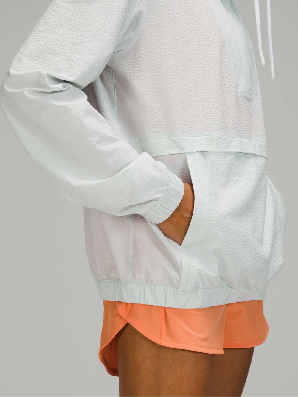 Lululemon Pack Light Pullover Windbreaker Jacket 8 Textured Athleisure Active - Picture 3 of 14
